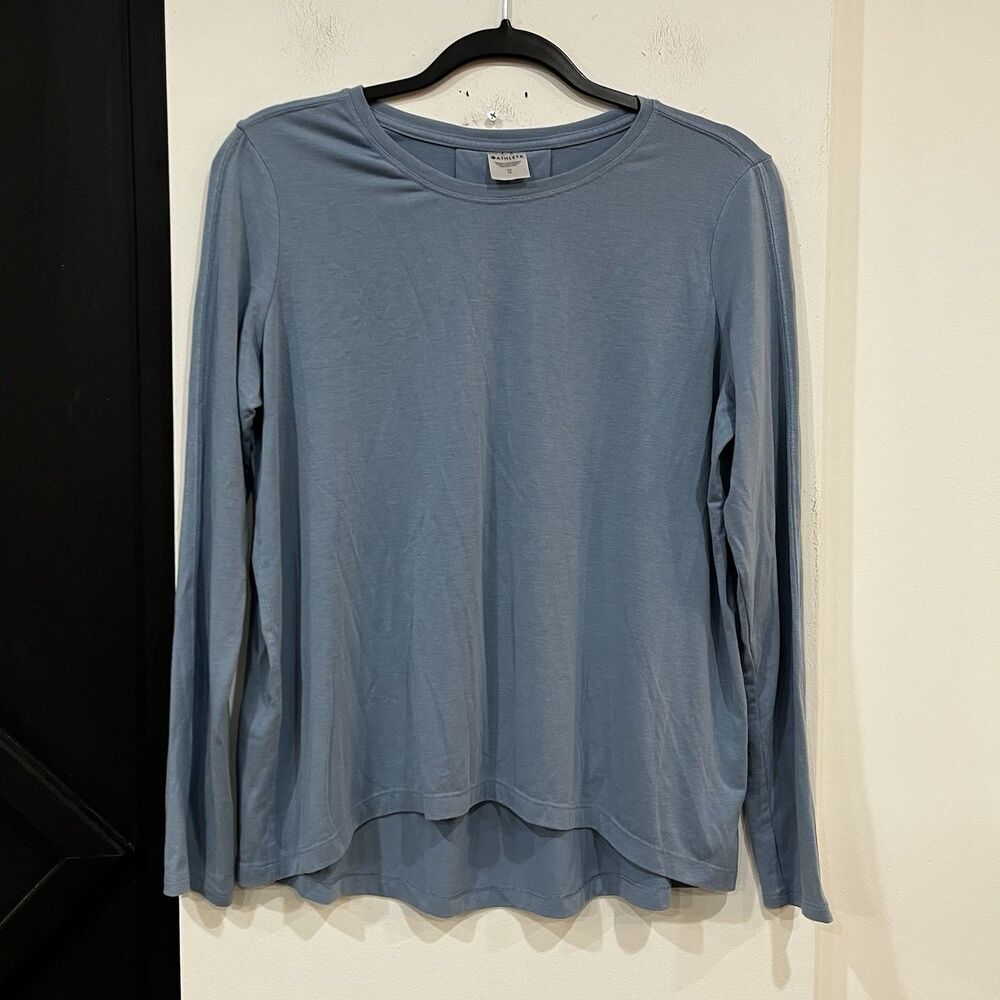 Athleta Oversized With Ease Long Sleeve Top Size XS Activewear Back Pleat